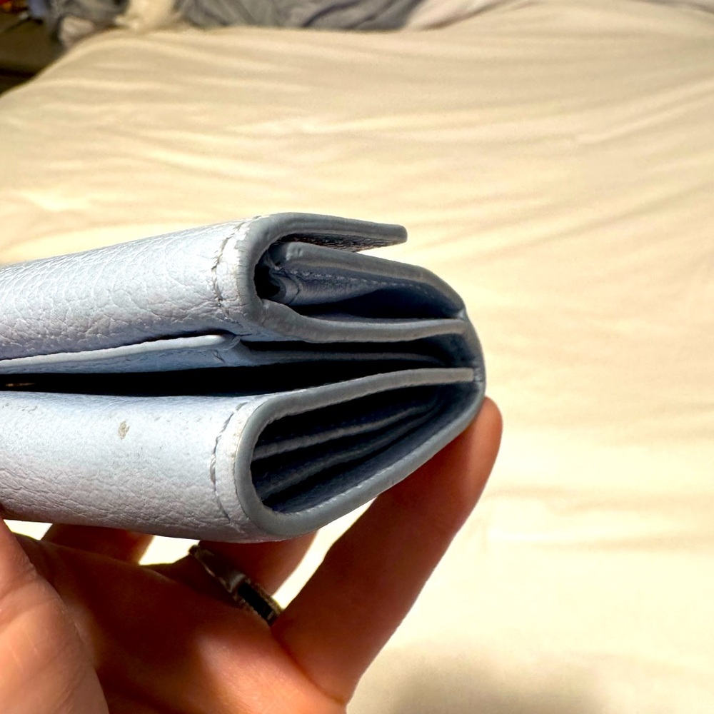 Louis Vuitton Compact Tri-fold Wallet- Baby Blue - Picture 6 of 15